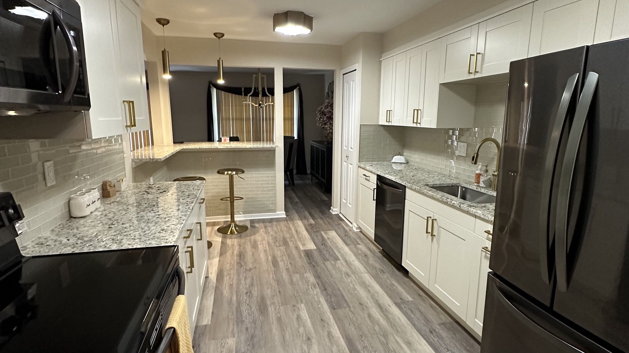 Photo of Kitchen in Bingham Farms