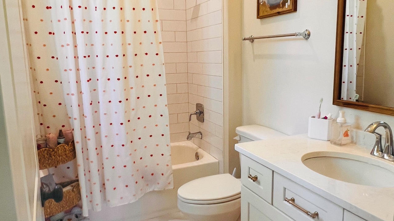 Photo of Bathroom in Waverly