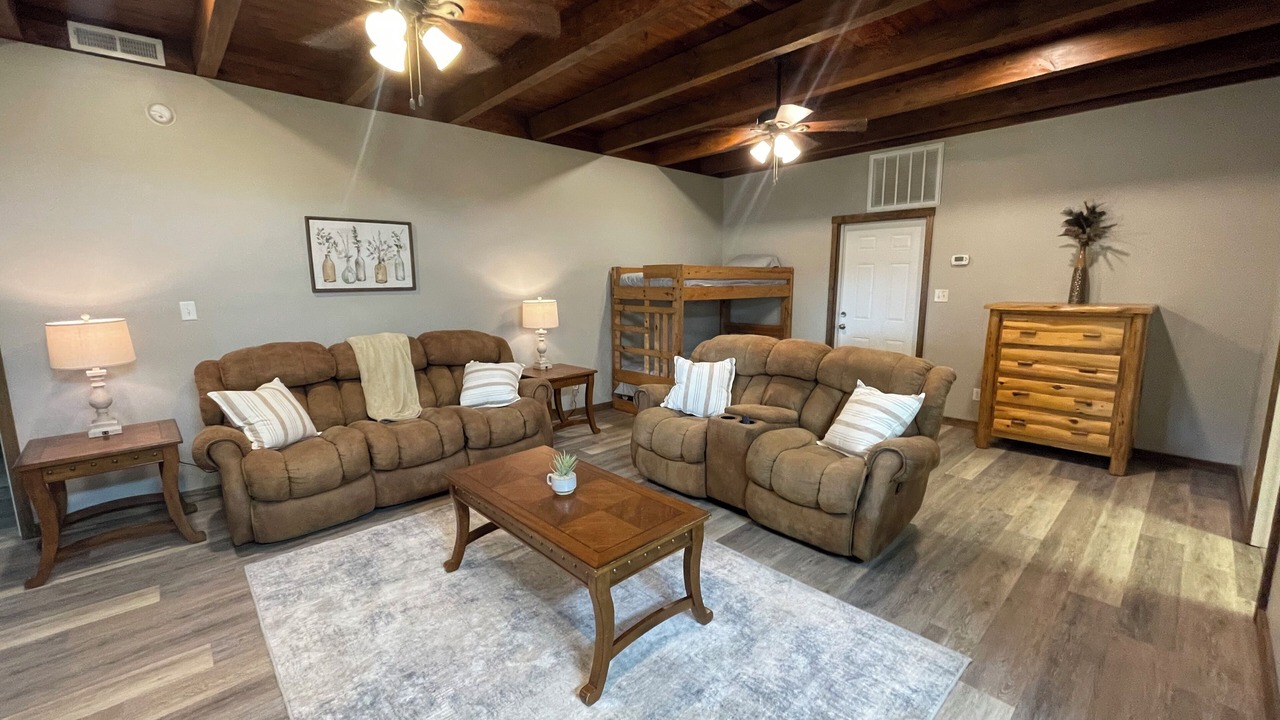 Photo of Livingroom in Cottondale