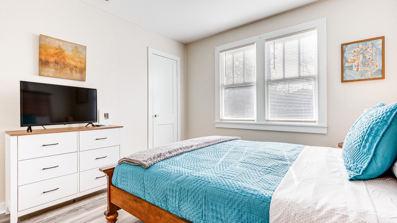 Photo of Bedroom in Grove Hill