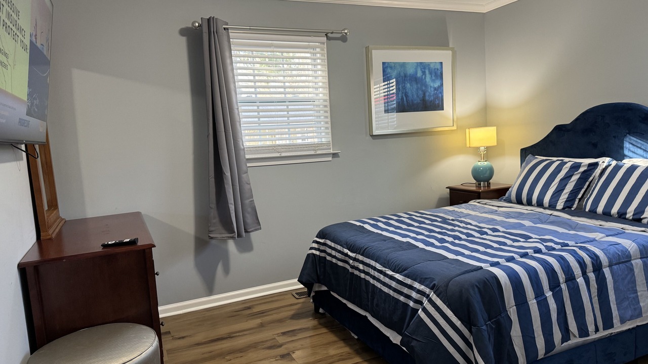 Photo of Bedroom in Cave Spring