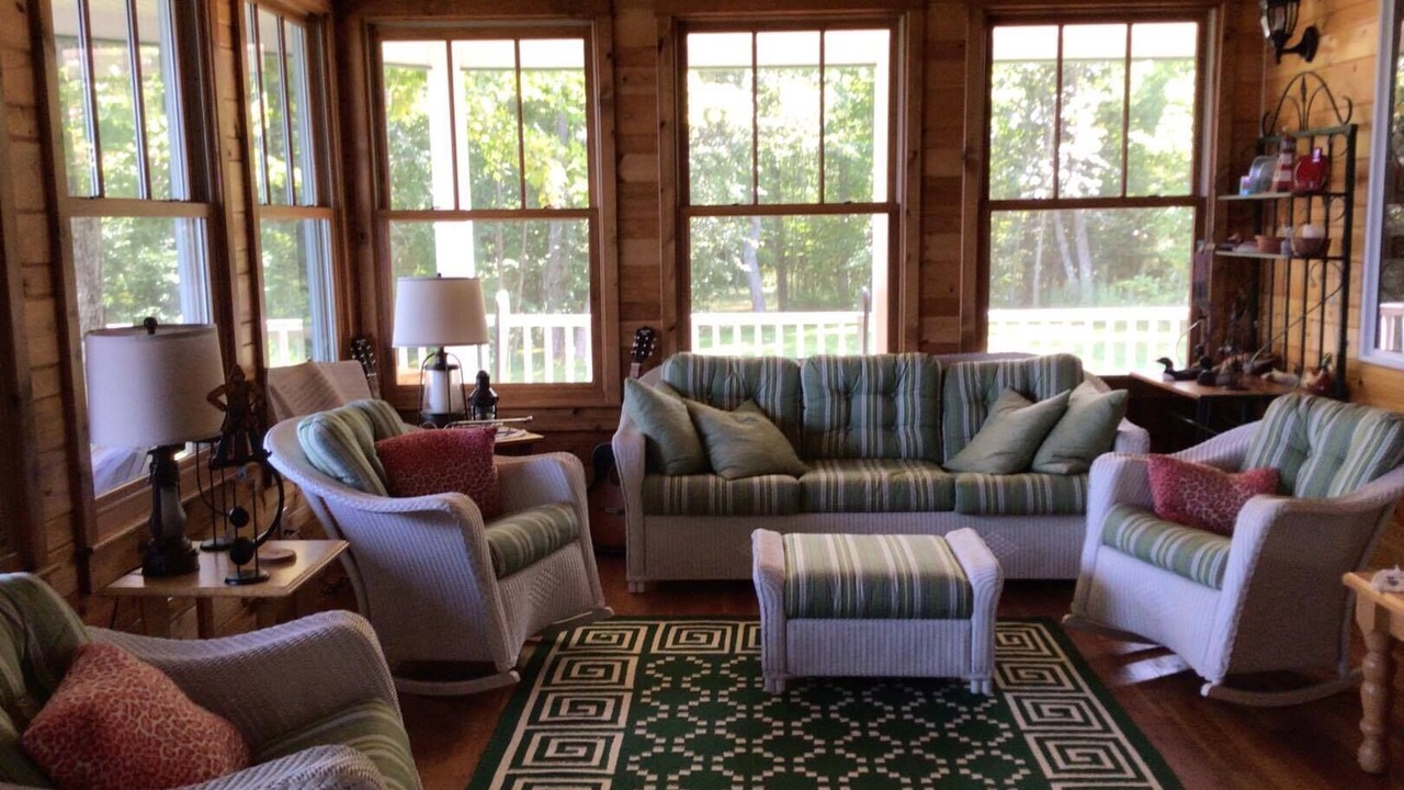 Photo of Livingroom in Munising