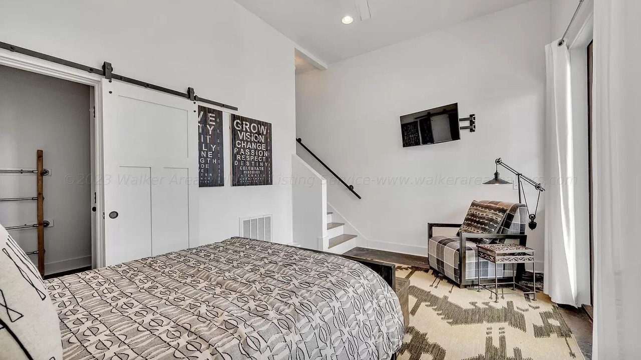 Photo of Bedroom in Crane Hill
