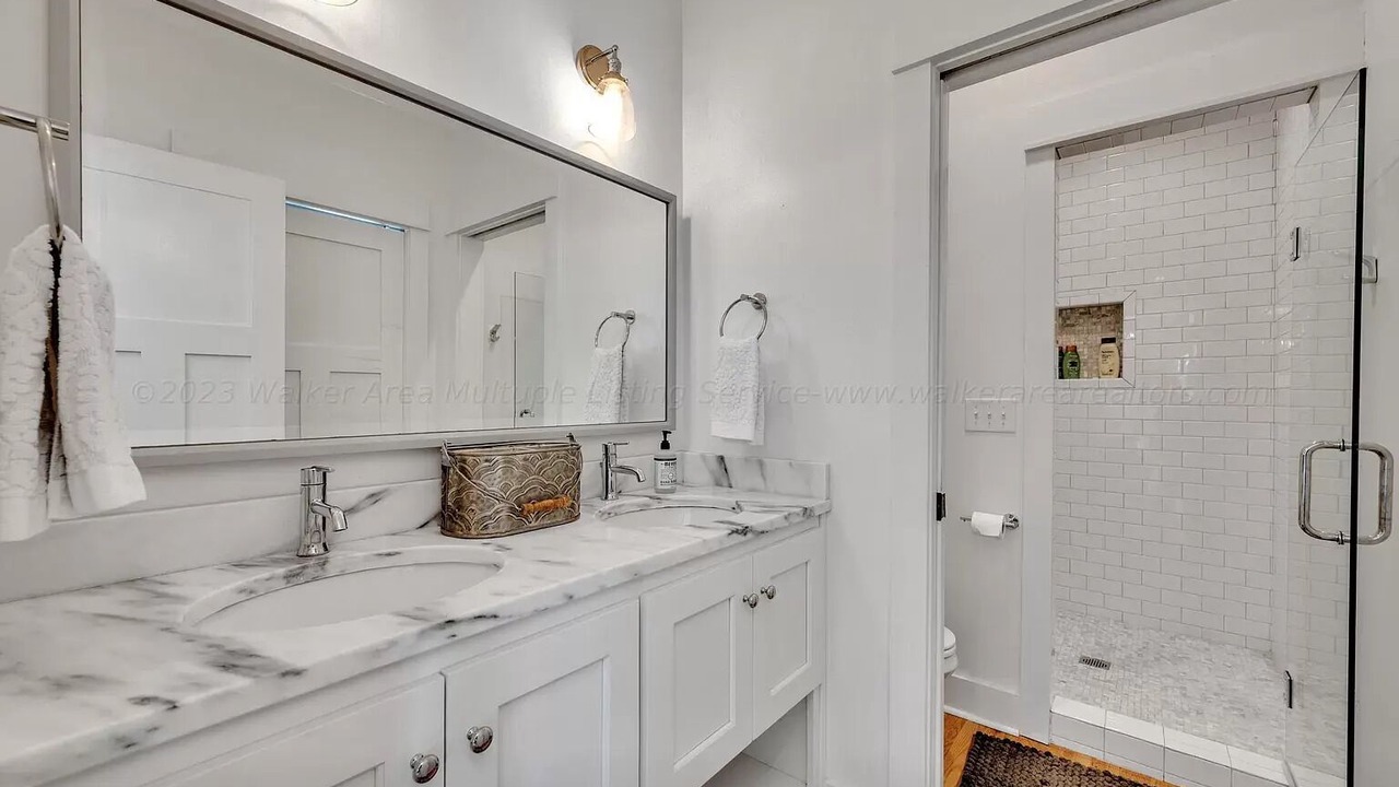Photo of Bathroom in Crane Hill