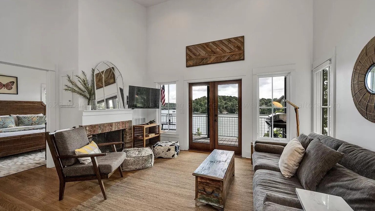 Photo of Livingroom in Crane Hill