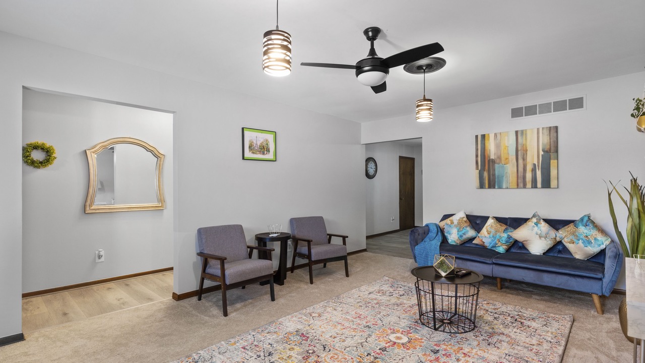 Photo of Livingroom in Sterling Heights