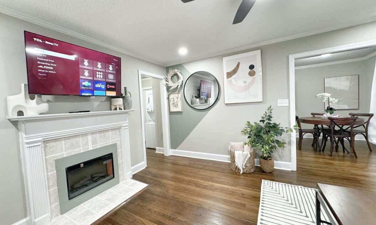 Photo of Livingroom in Decatur