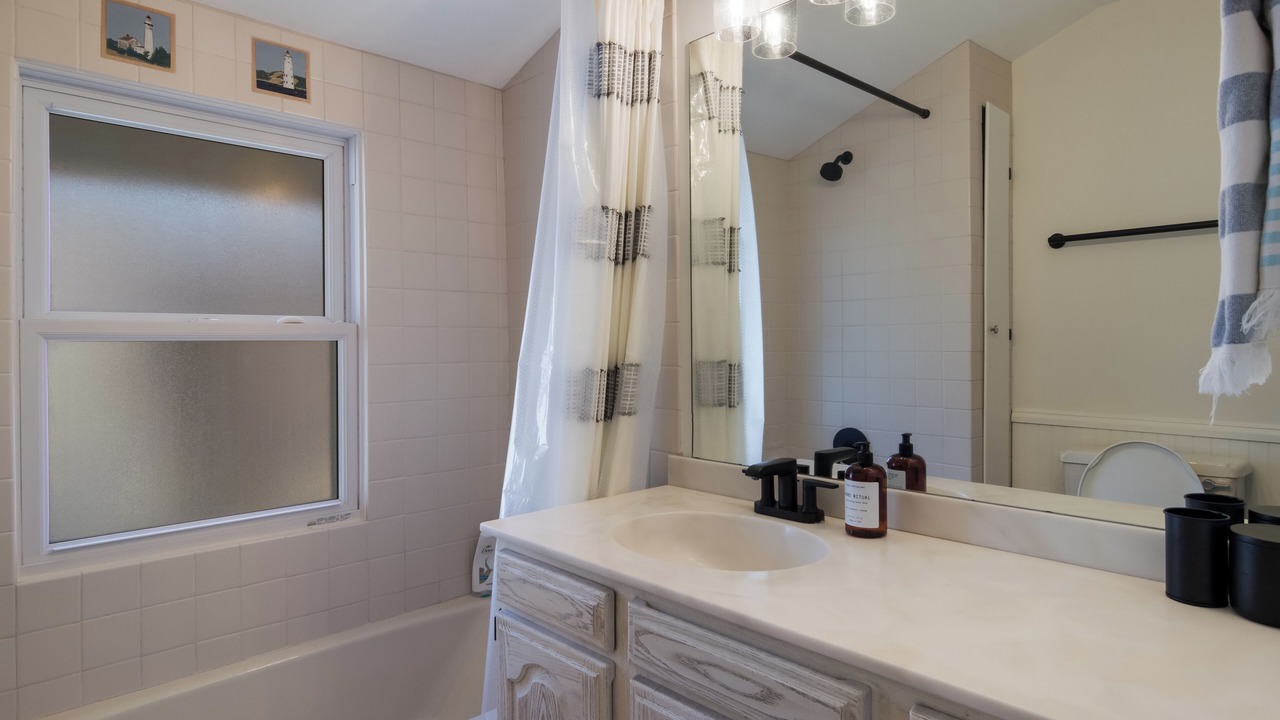 Photo of Bathroom in Frankfort