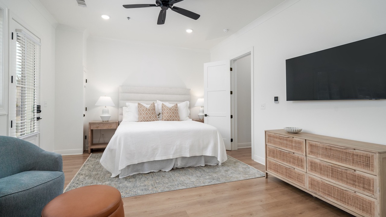 Photo of Bedroom in Tuscaloosa
