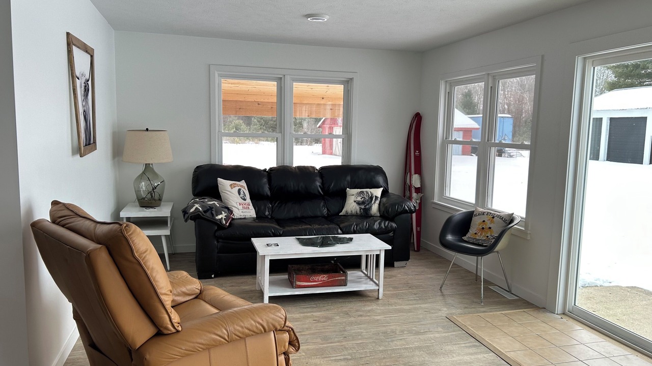 Photo of Livingroom in Mayfield