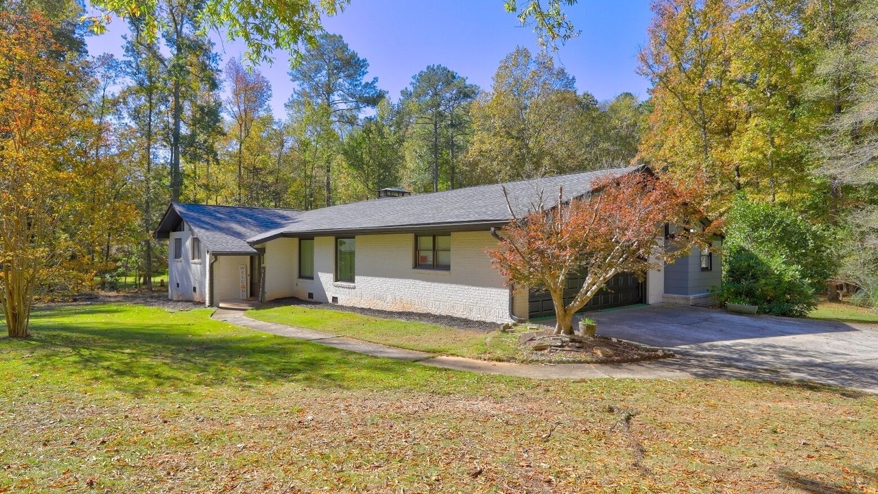 Photo of Outdoor in Fayetteville