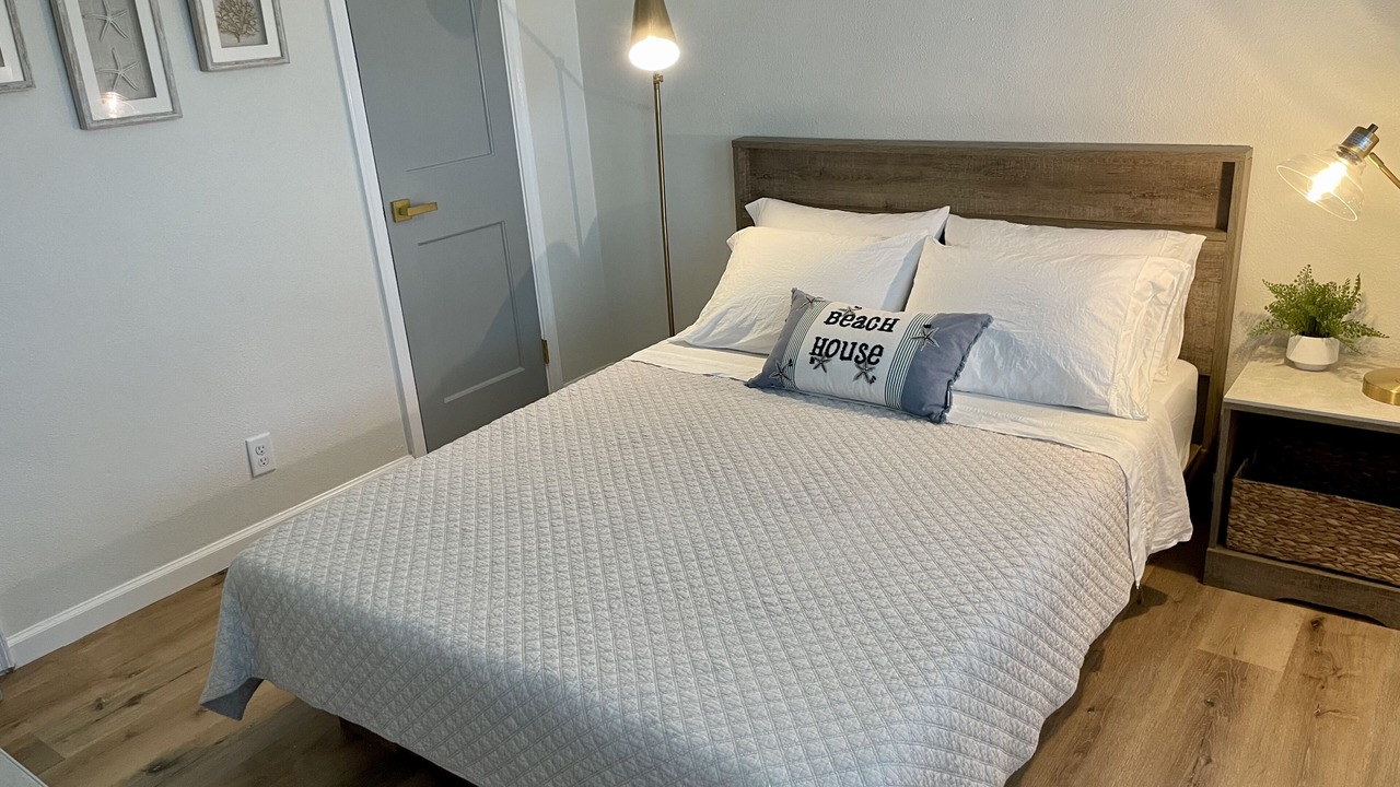 Photo of Bedroom in Navy Point