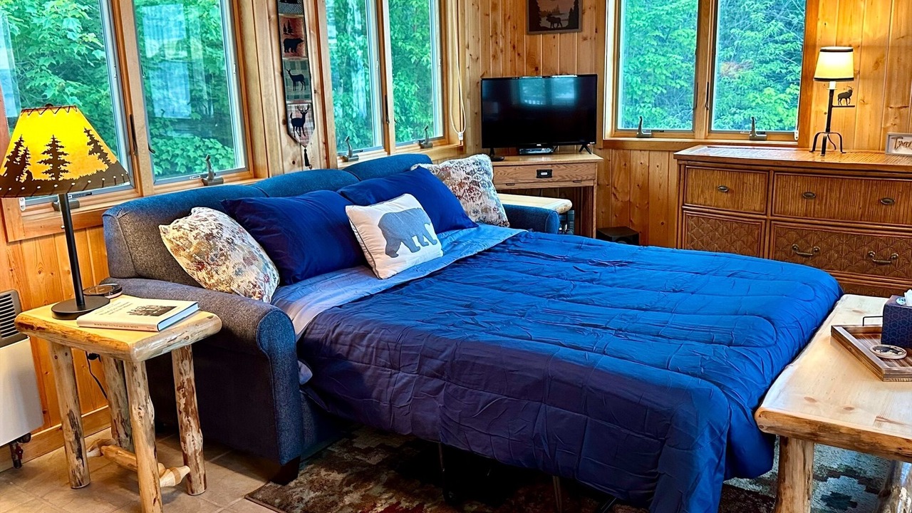 Photo of Bedroom in Lake Linden
