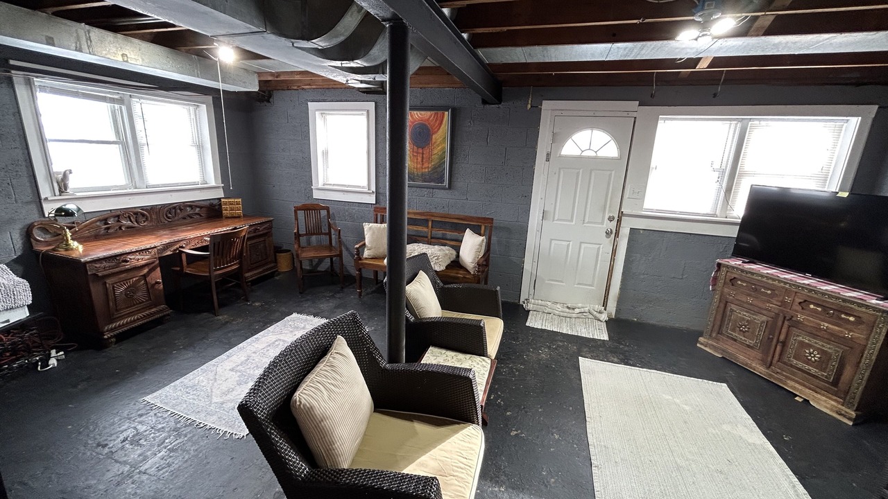 Photo of Livingroom in Wyandotte