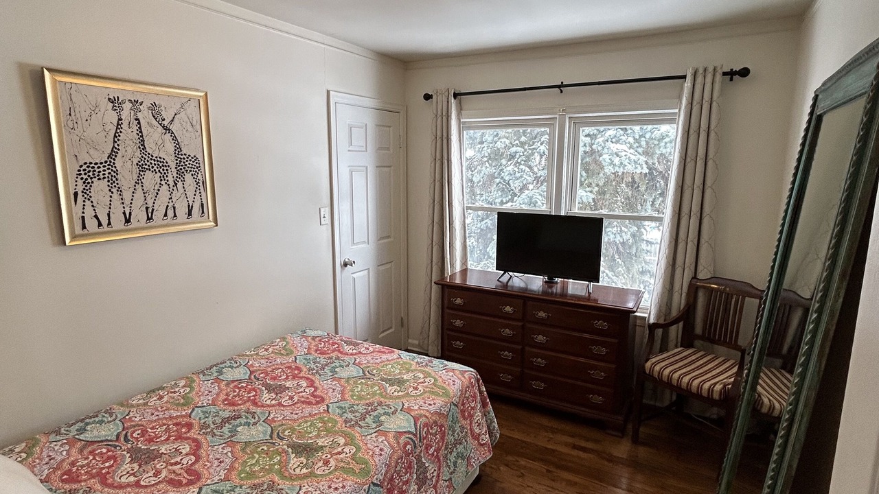 Photo of Bedroom in Wyandotte