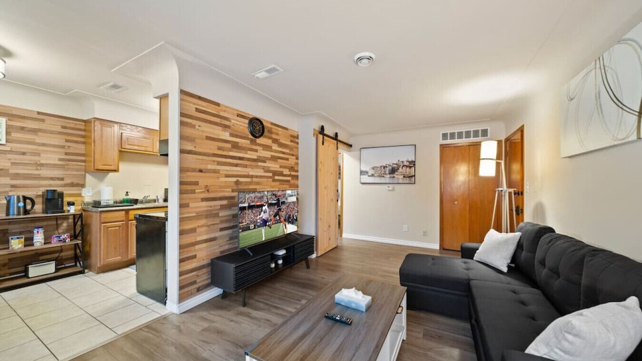 Photo of Livingroom in Shelby Township