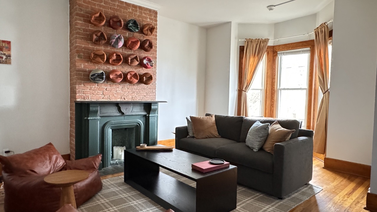 Photo of Livingroom in Midtown