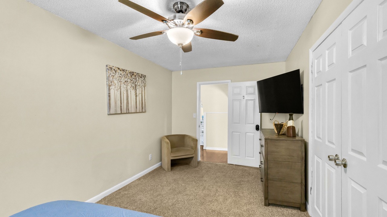 Photo of Bedroom in Daleville