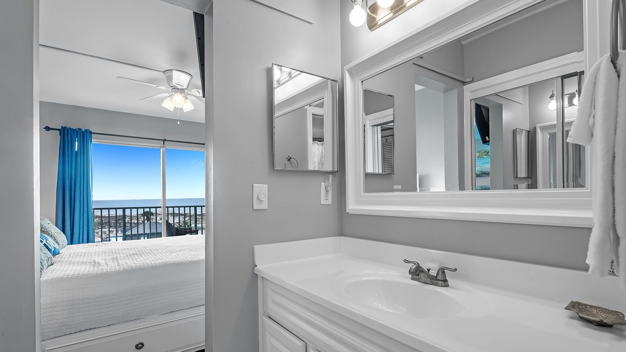 Photo of Bathroom in Fort Morgan
