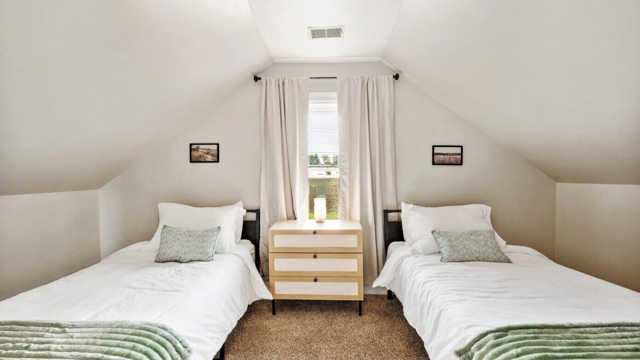 Photo of Bedroom in Baroda