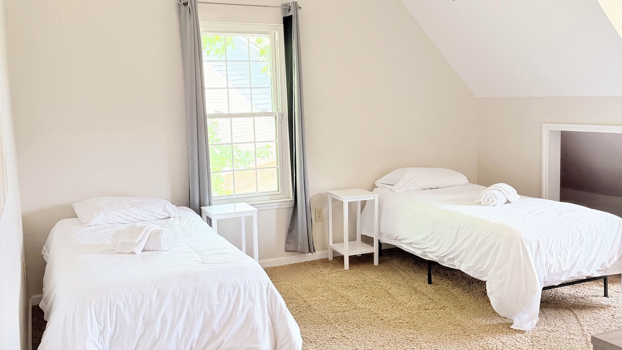 Photo of Bedroom in Normal