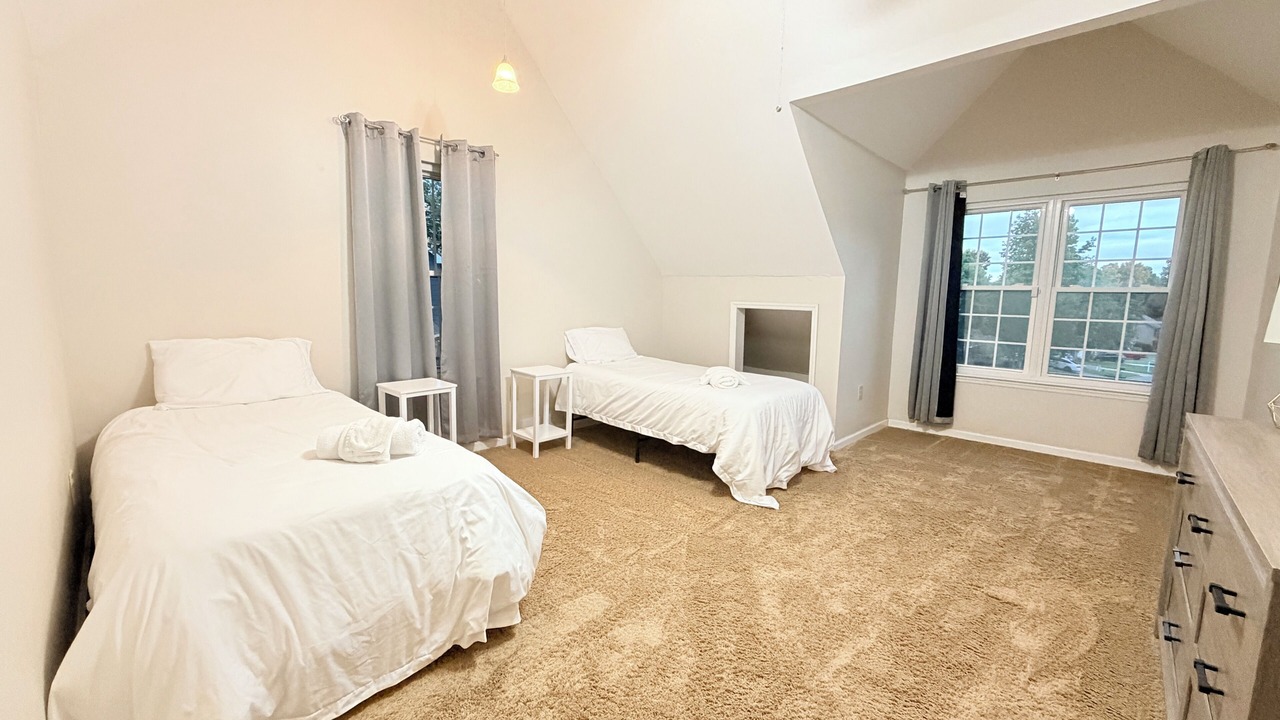 Photo of Bedroom in Normal