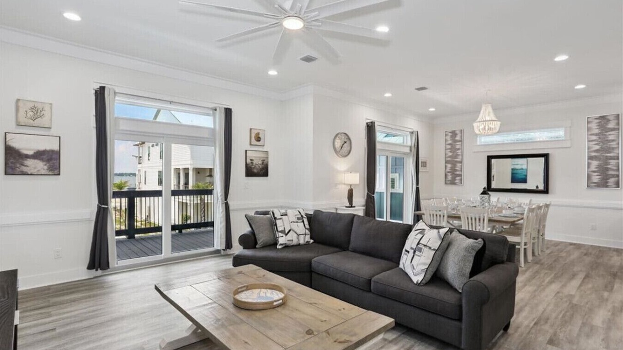 Photo of Livingroom in Navarre Beach