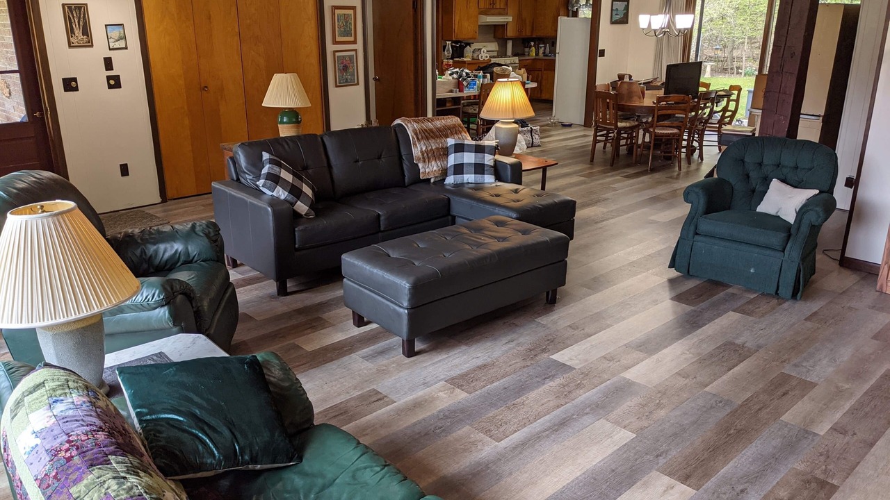 Photo of Livingroom in Silver Lake
