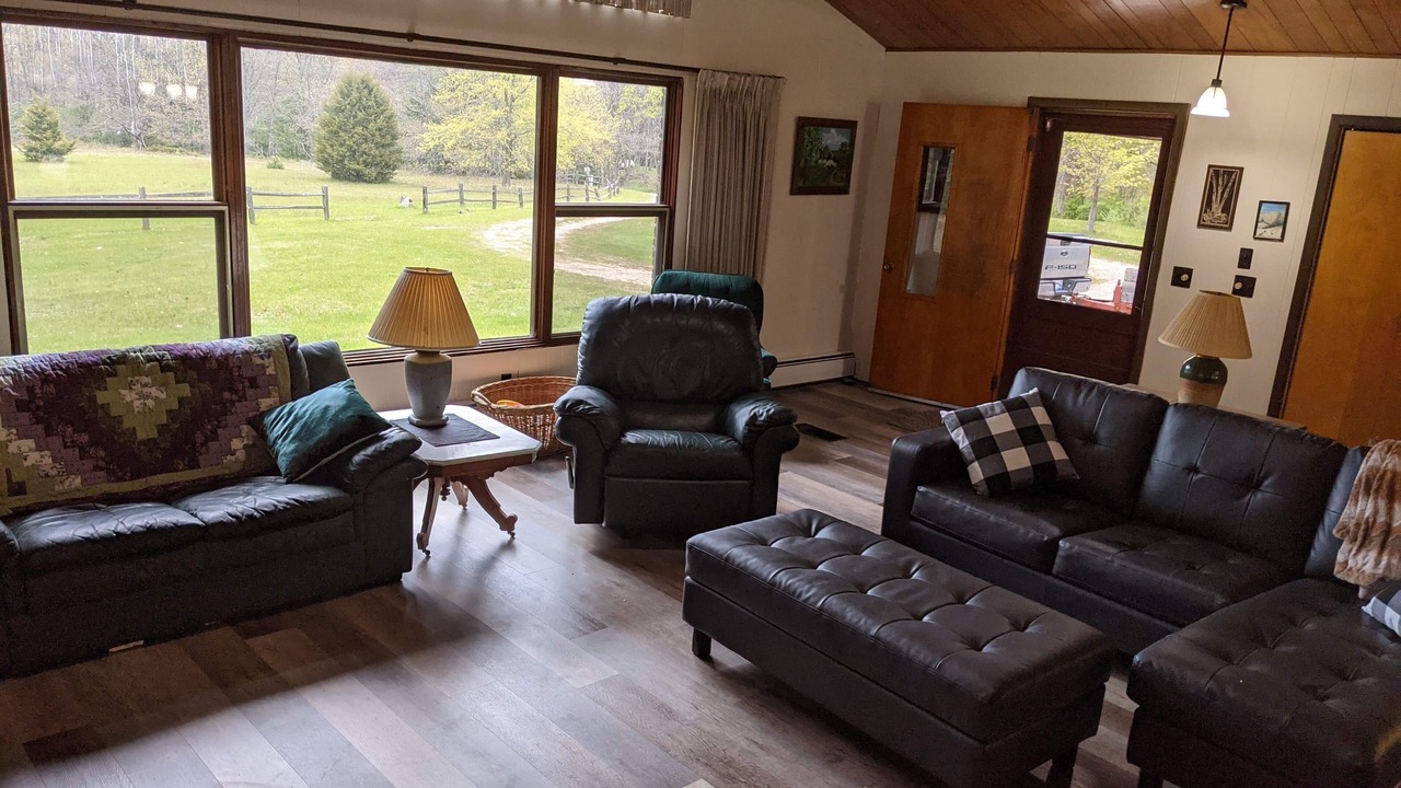 Photo of Livingroom in Silver Lake