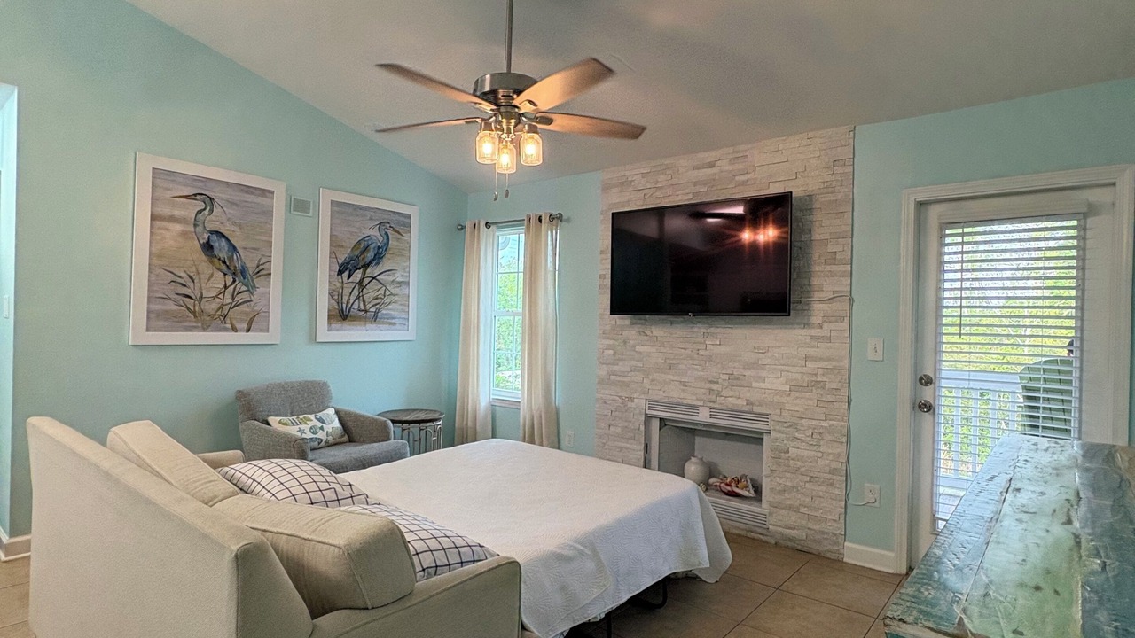 Photo of Bedroom in Gulf Shores