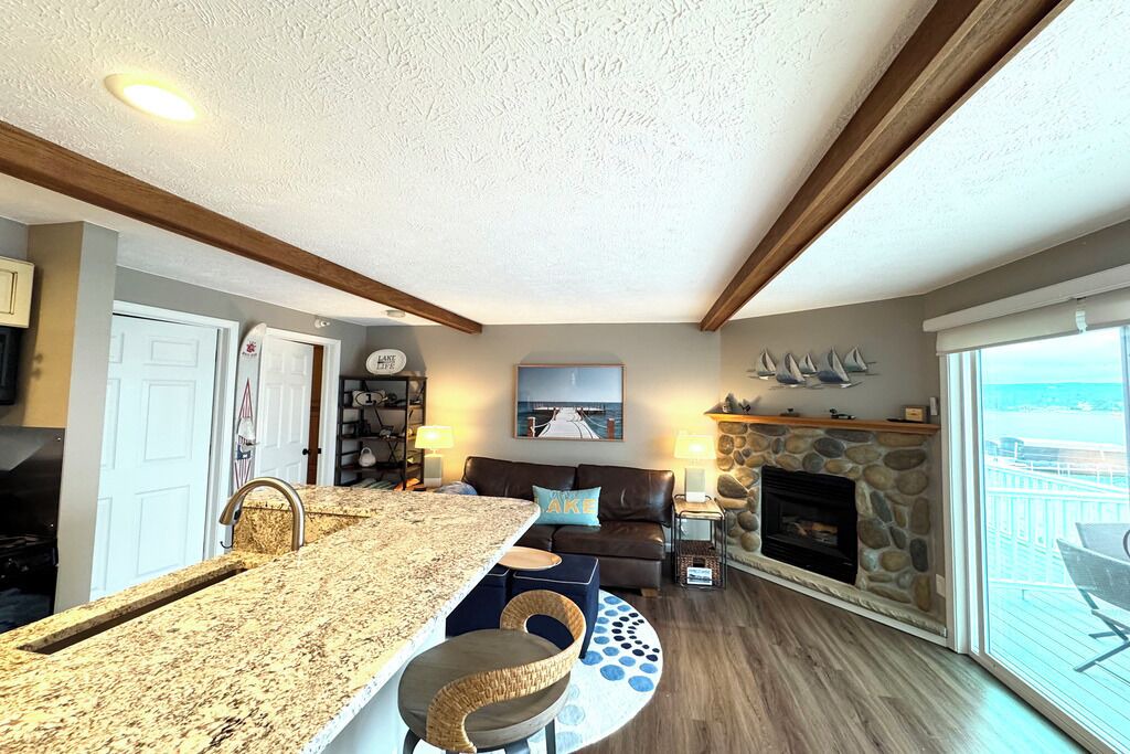 Photo of Livingroom in Onekama