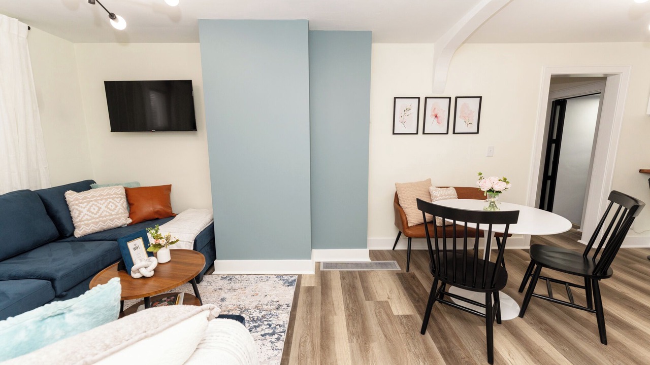 Photo of Livingroom in Mount Pleasant