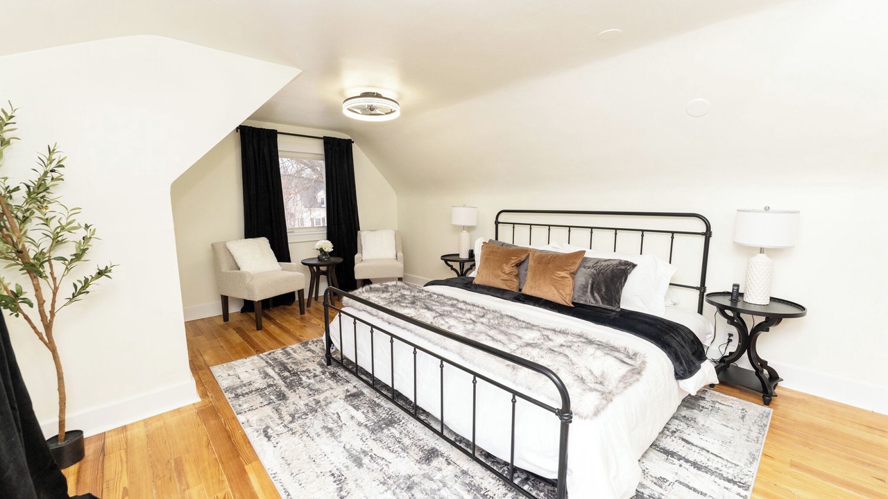 Photo of Bedroom in Mount Pleasant
