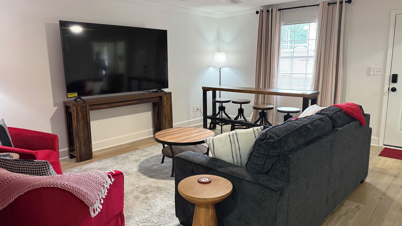 Photo of Livingroom in Tuscaloosa