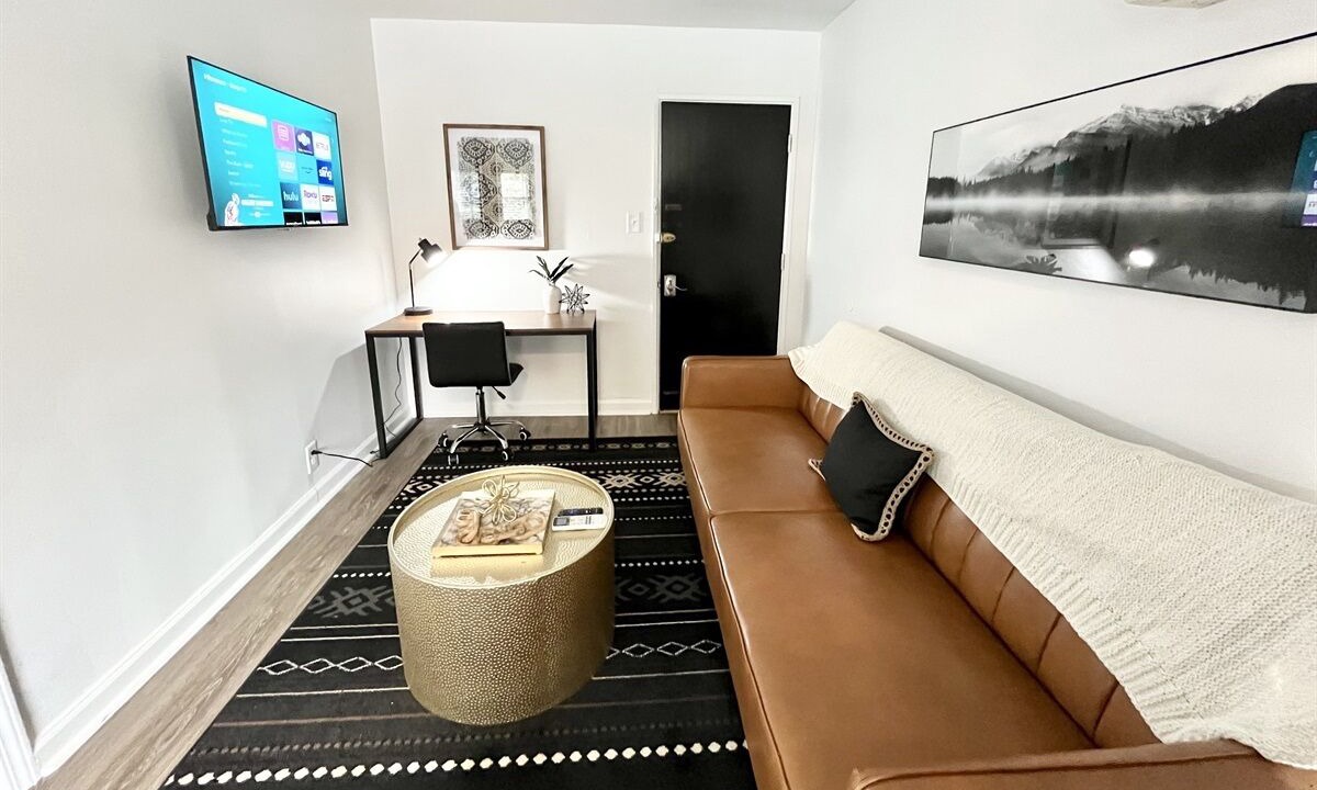 Photo of Livingroom in Five Points South