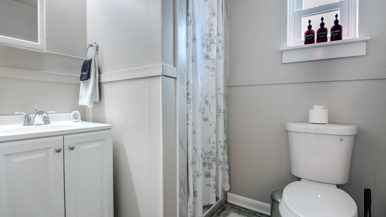 Photo of Bathroom in Five Points South