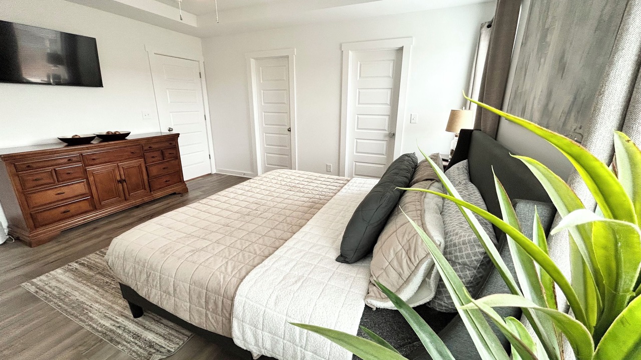 Photo of Bedroom in Normal