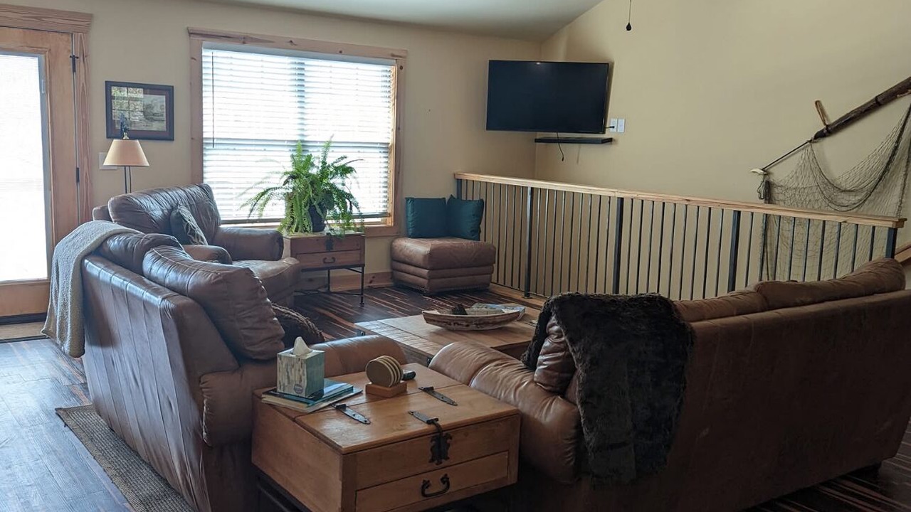 Photo of Livingroom in Groveoak