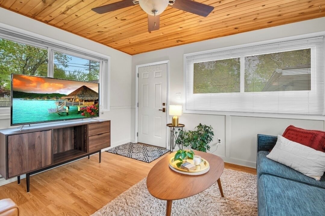 Photo of Livingroom in Royal Oak