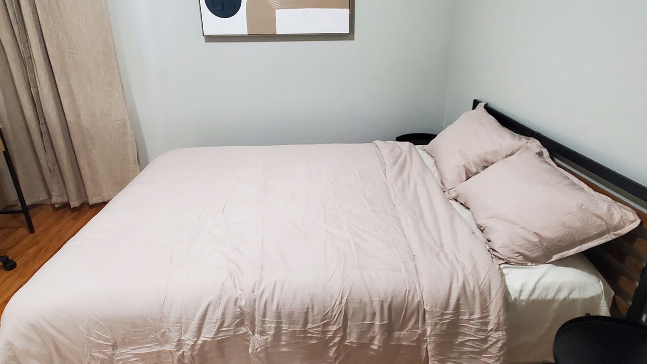 Photo of Bedroom in Detroit