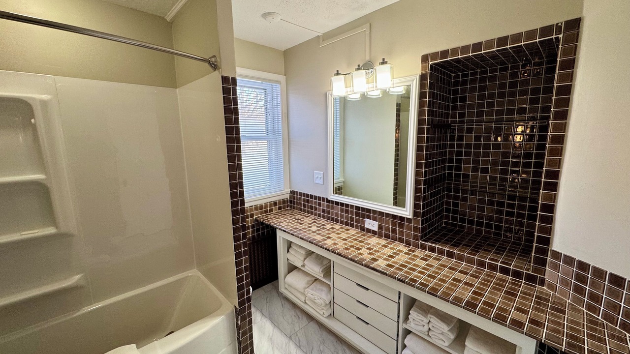 Photo of Bathroom in Laurium