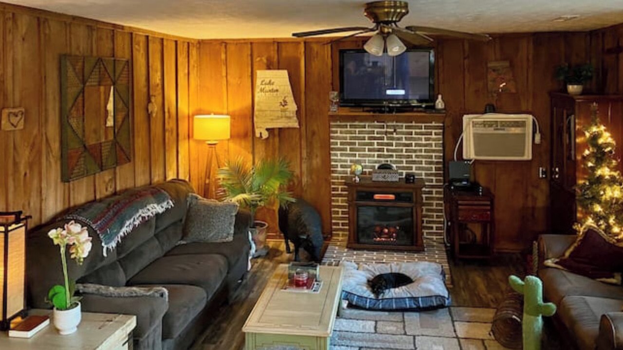 Photo of Livingroom in Jacksons' Gap