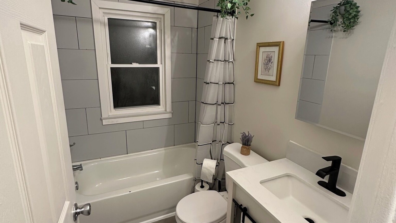 Photo of Bathroom in Detroit