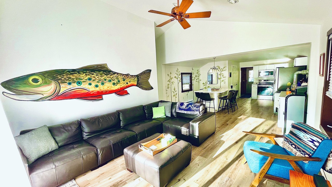 Photo of Livingroom in Deerton