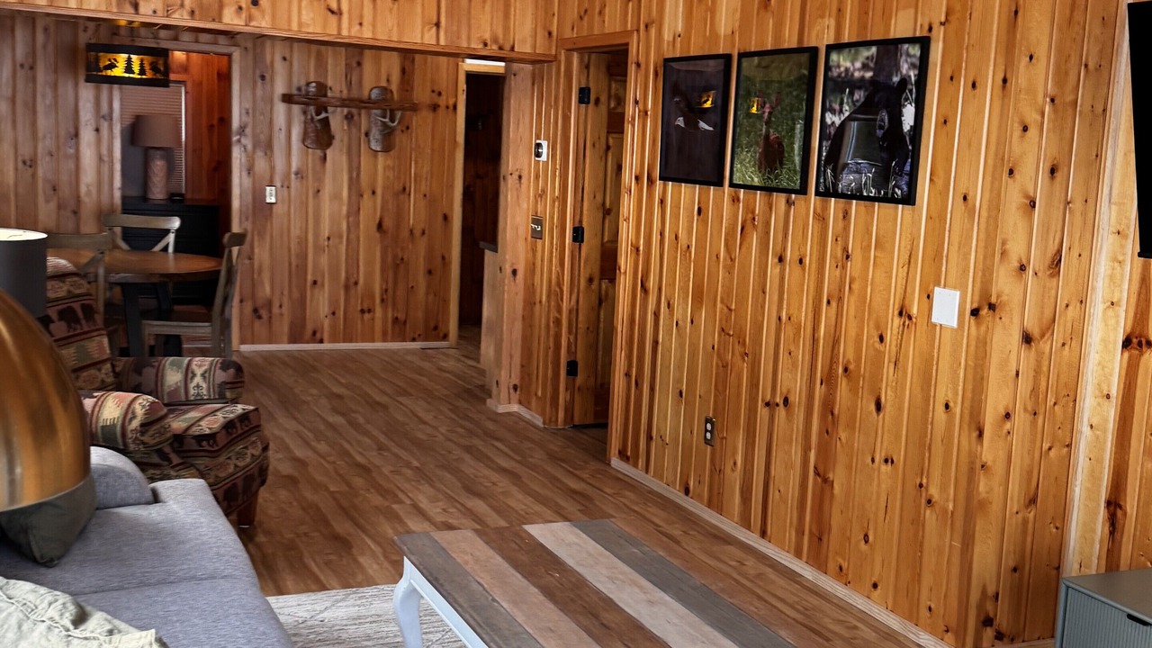 Photo of Livingroom in Brimley