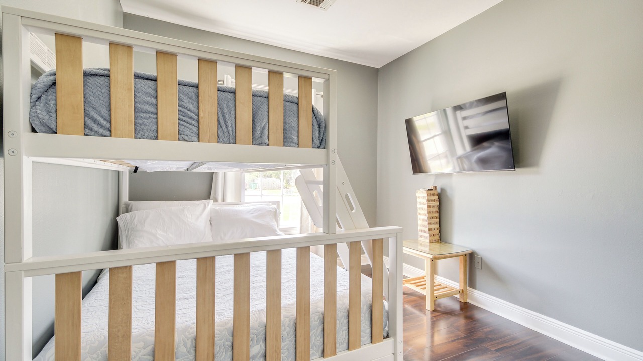 Photo of Bedroom in Waveland