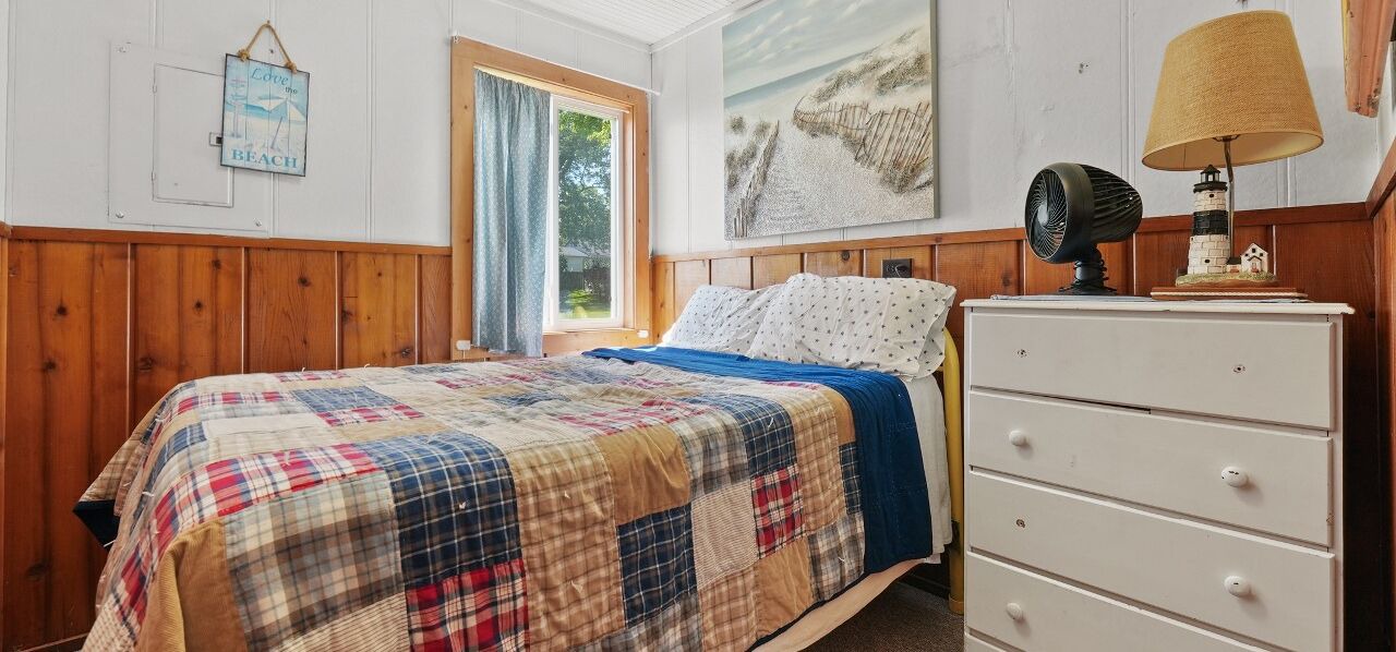 Photo of Bedroom in Houghton Lake