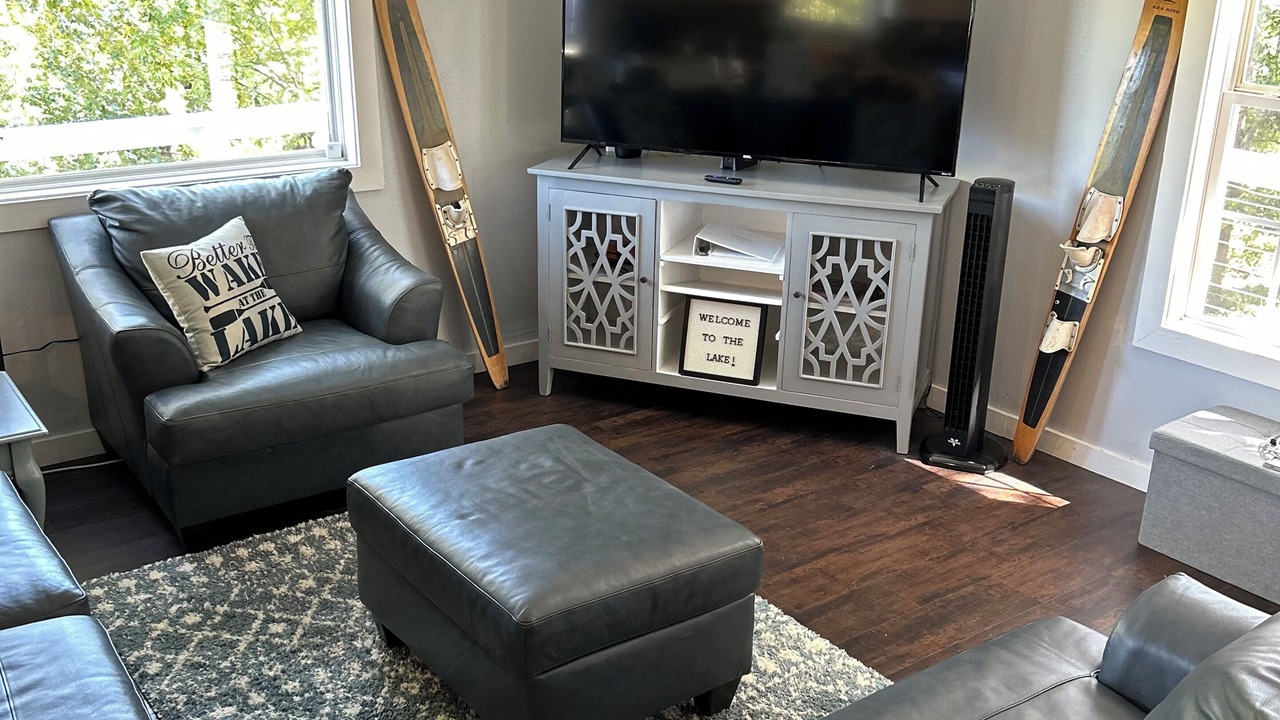 Photo of Livingroom in Jacksons' Gap