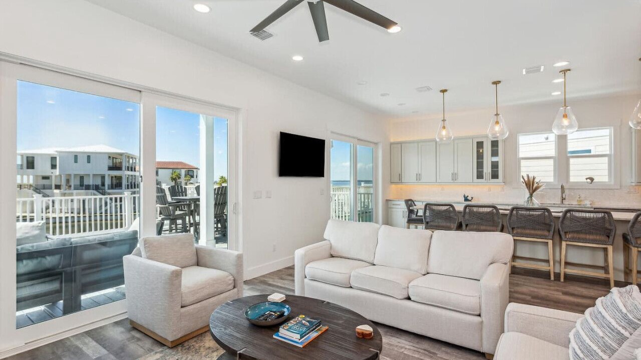 Photo of Livingroom in Navarre Beach