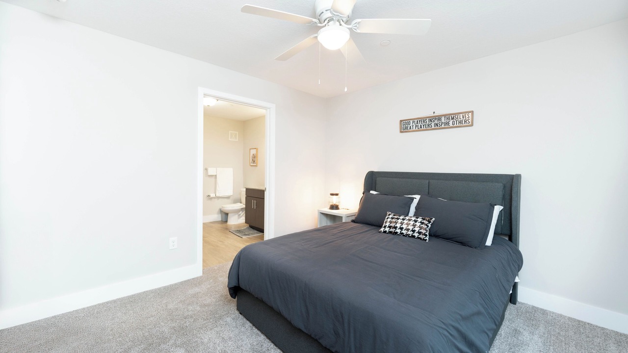 Photo of Bedroom in Tuscaloosa